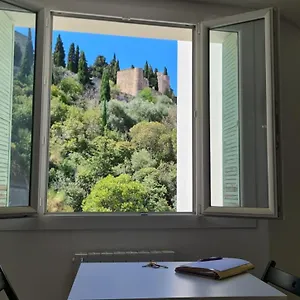 Centre Vue Sur Le Château De , Cassis France